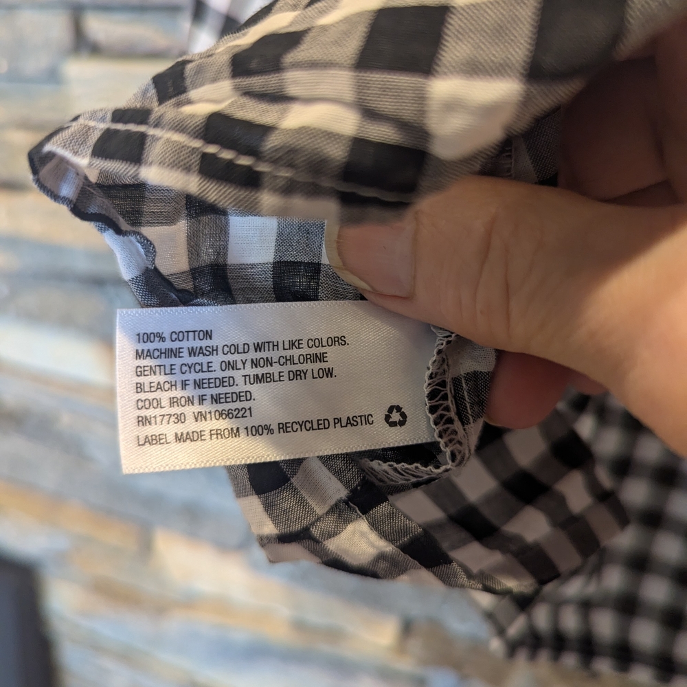 Universal Thread Black and White Checkered Blouse, Size L - Picture 3 of 4